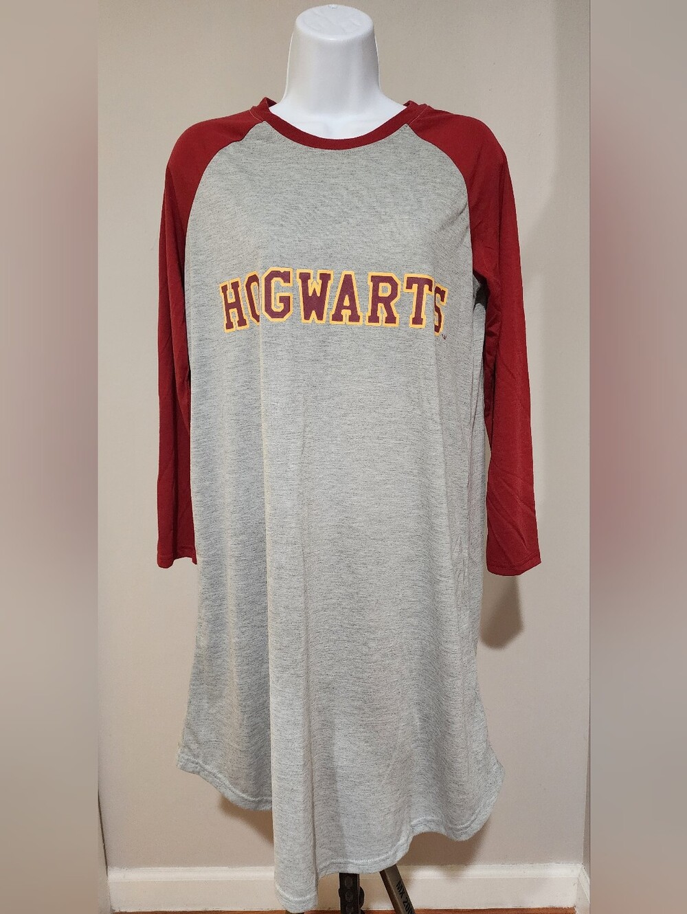 NWOT Harry Potter Hogwarts Raglan Nightgown PJammy Girls 20 Fits Petite Adult S
